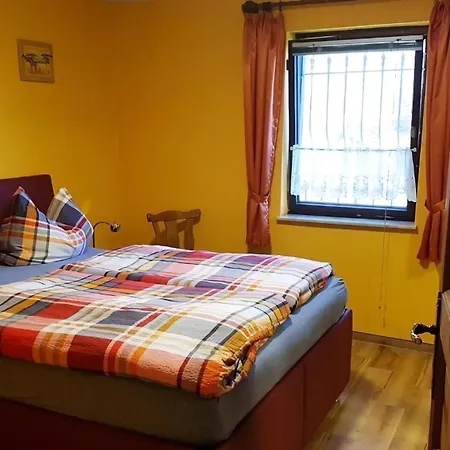 Buchengrund Mit Eigenem Beheizten Pool Und Gegenstromanlage Holiday home